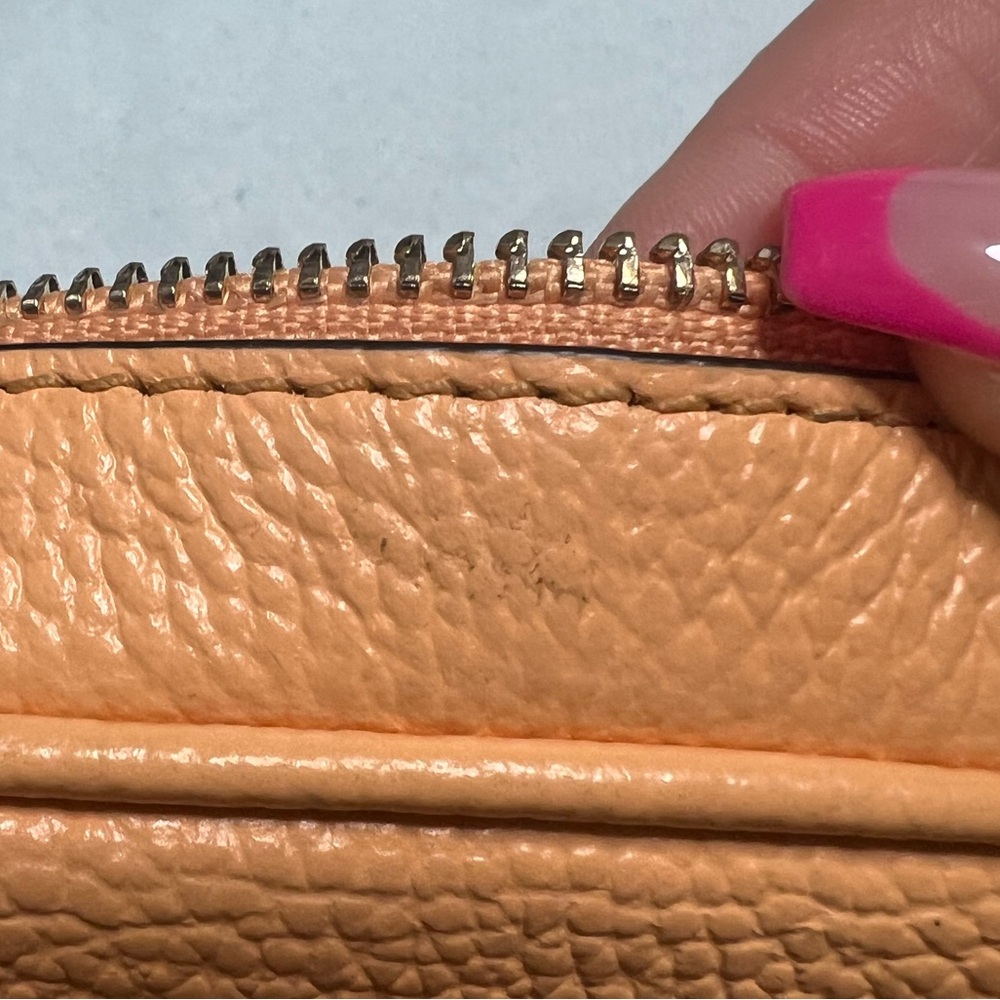 Michael Kors crossbody - Picture 9 of 10